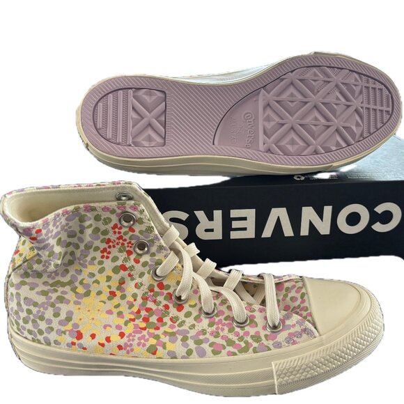 Converse Chuck Taylor High Tops Size 8 Egret Multi-Color Never Been Worn - Picture 1 of 3